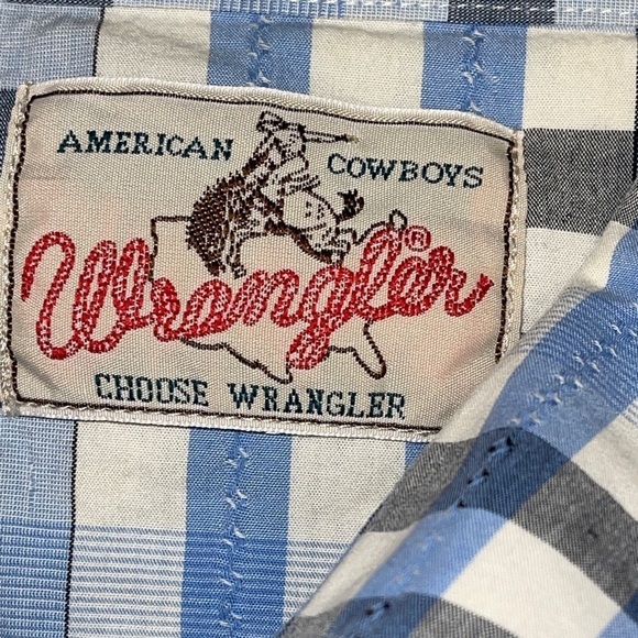 Wrangler Women's Western Top  M/L Blue, Gray Snap Button Front/Sleeves Long Slv - Picture 6 of 9